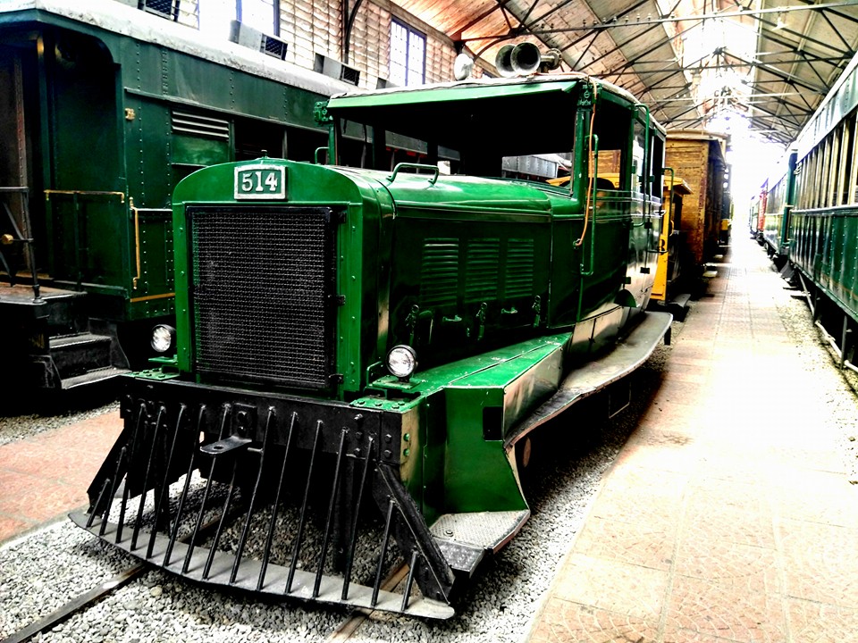 Tren moderno